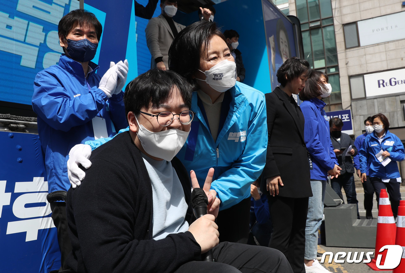 청년표보수화정치지형바꾸나…여야표심잡기총력전 (1)