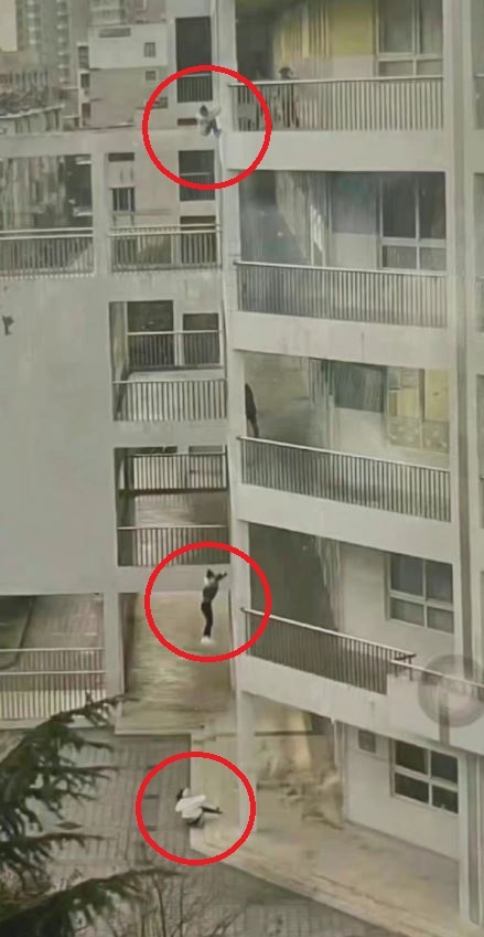 대왕고래게임뭐길래…中초교서여학생3명동시투신충격