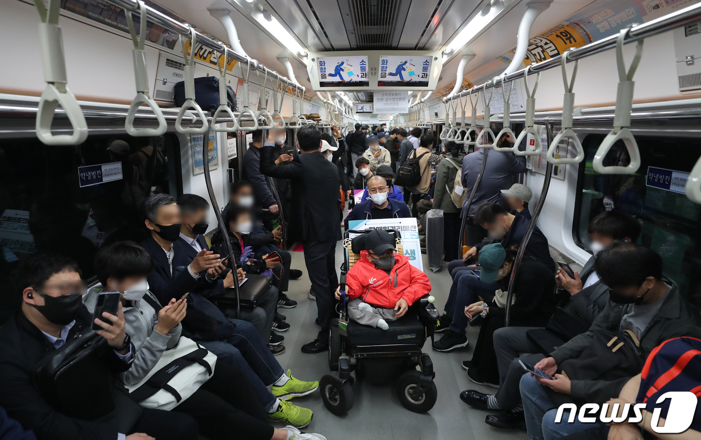 26일출근어떻게하나…버스파업예고장애인단체지하철시위재개