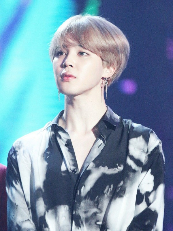 지민, K팝 최초 300일 스포티파이 차트 연속 진입 이미지