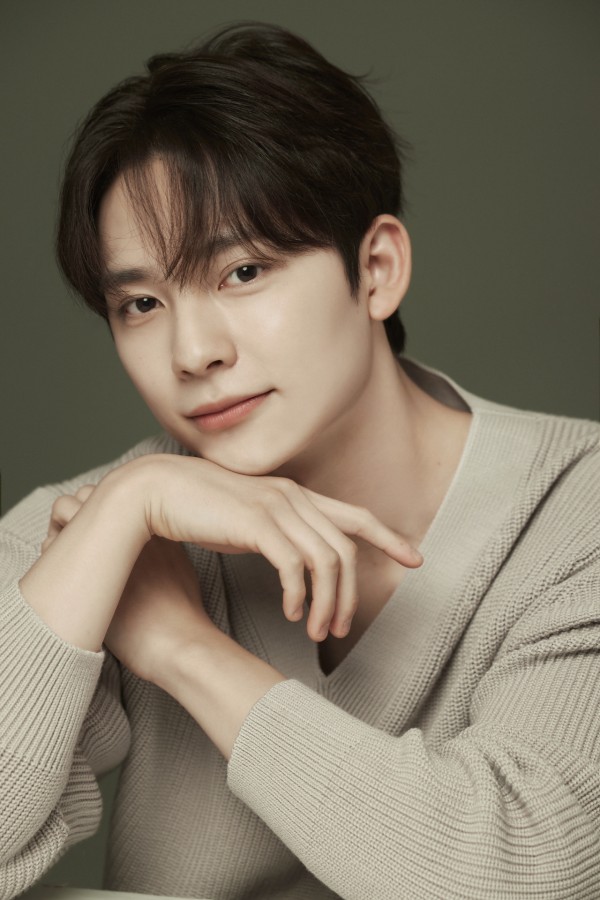 성태, 따뜻한 매력으로 극을 환히 밝히다 이미지